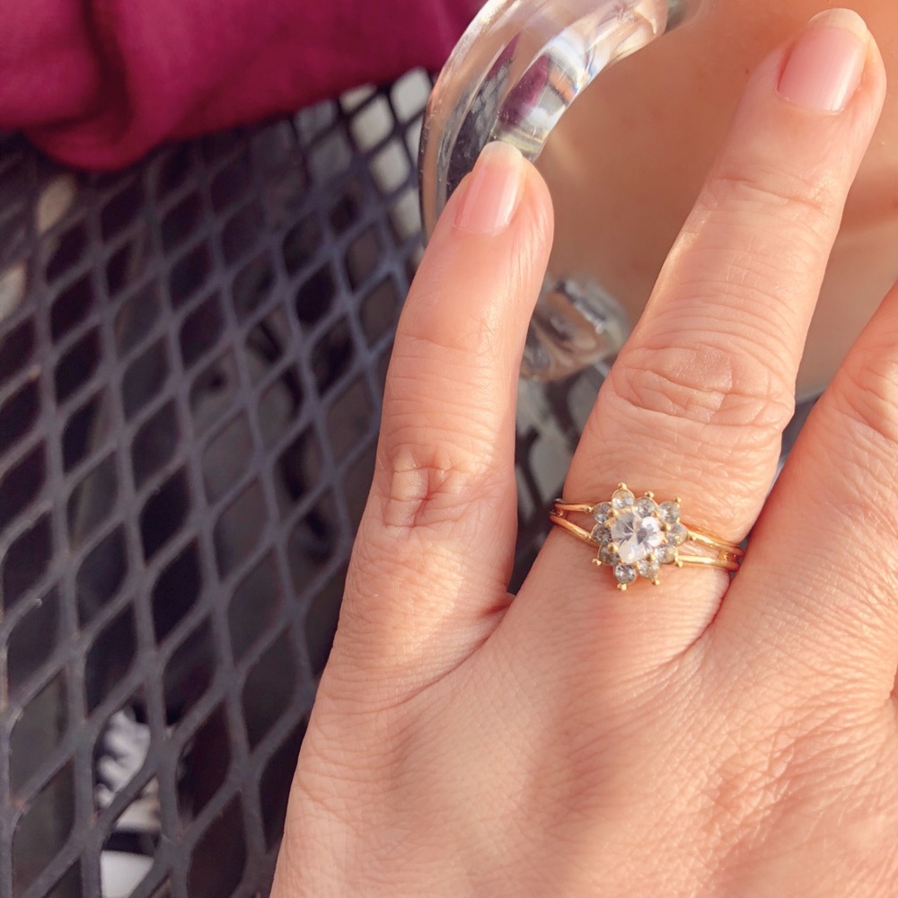 Diamond ring - Picture 3 of 4